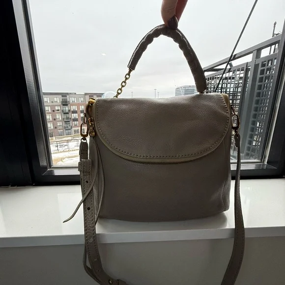 HOBO Fern Foldover Messenger bag in Pebbled Leather Taupe - Picture 7 of 13